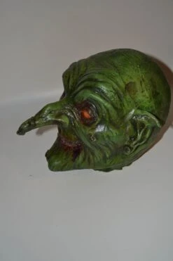 Baba Yaga -Halloween Cosplay Store yaga2